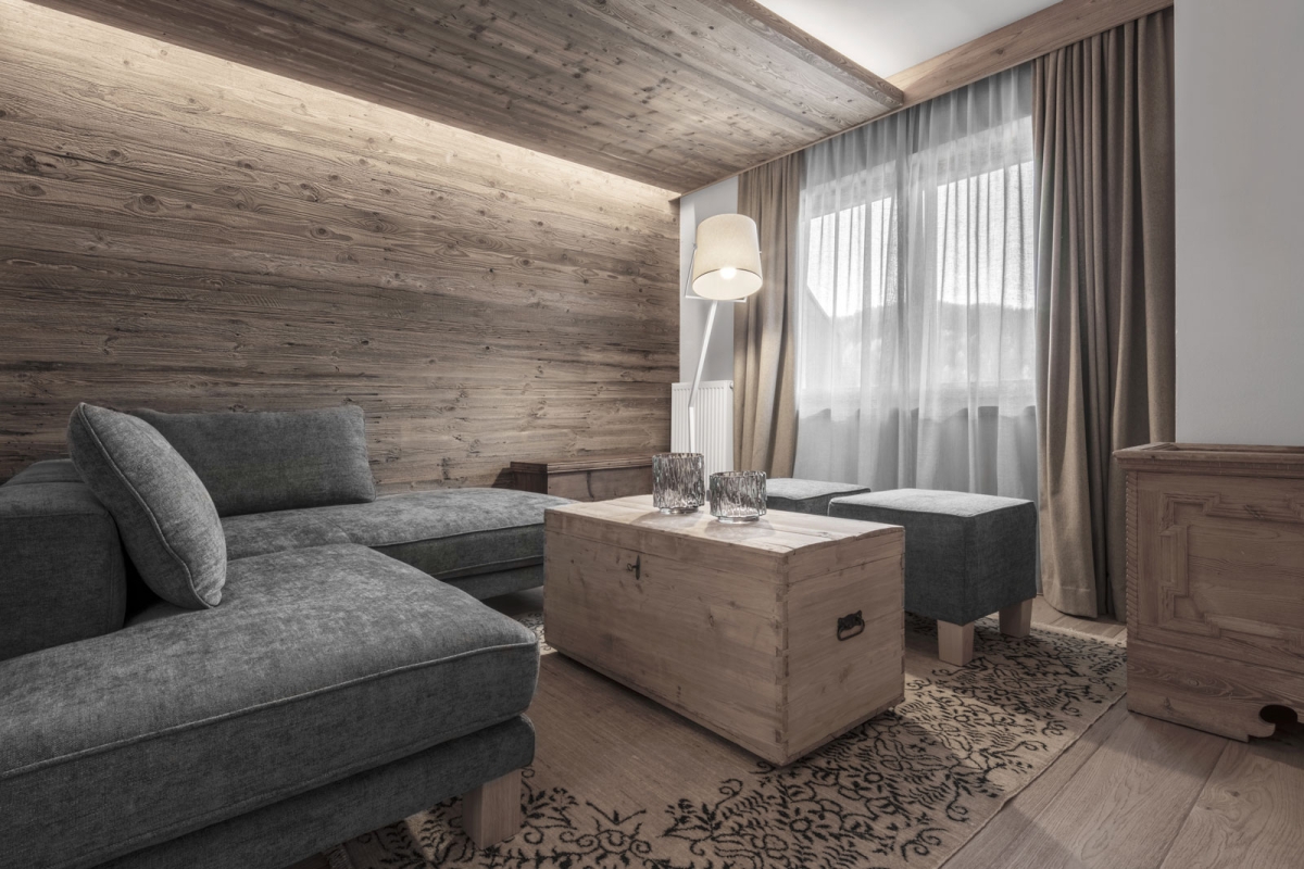 07-new-suite-lavarella-sofa